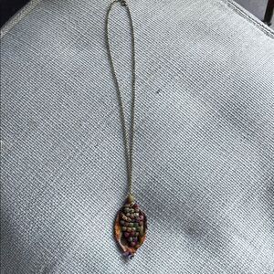 Elegant Gold and Purple Pendant Necklace